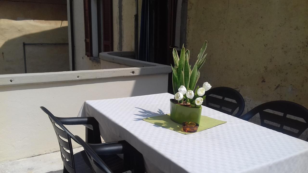 Apartmán Casa Madali' - Nel Borgo Marone Exteriér fotografie